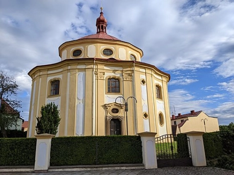 Dobřany